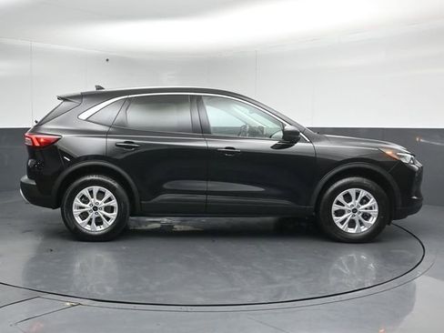 Certified 2024 Ford Escape Active AWD/4WD image 8