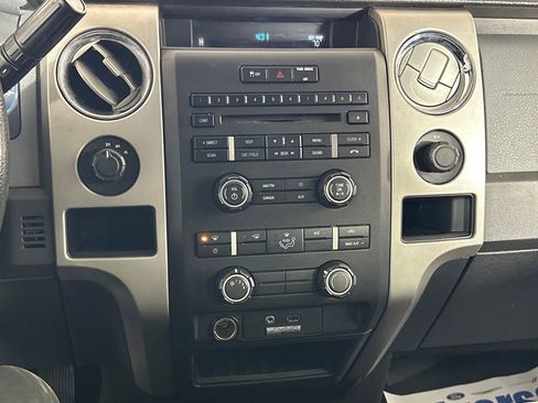 Used 2011 Ford F150 XLT w/ XLT Chrome Pkg image 27