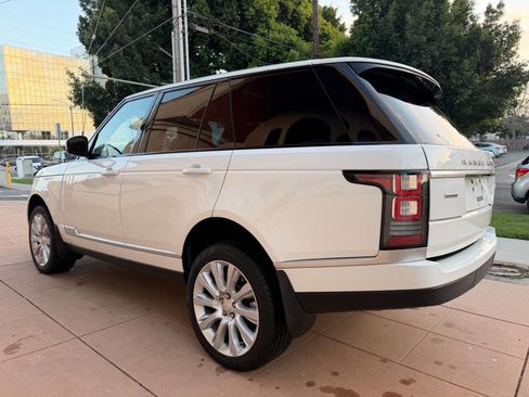 Used 2015 Land Rover Range Rover Supercharged image 3