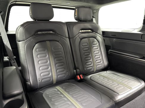 Used 2025 Rivian R1S Adventure AWD/4WD image 22