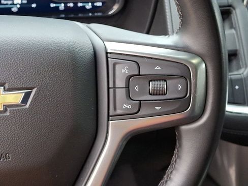 Used 2023 Chevrolet Suburban LT image 23