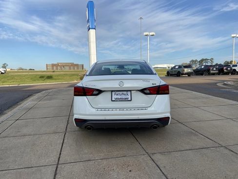 Used 2022 Nissan Altima 2.5 SR image 9