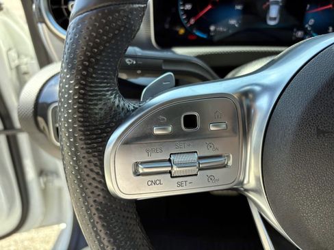 Used 2020 Mercedes-Benz CLA 250 4MATIC image 17