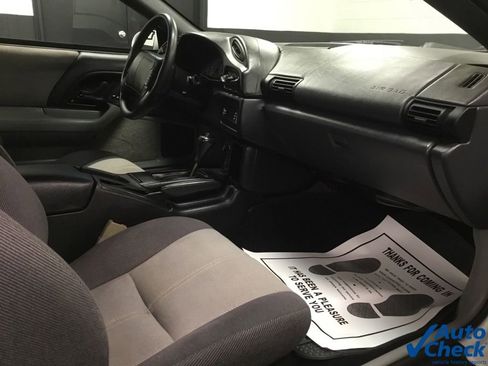 Used 1995 Chevrolet Camaro LT image 38