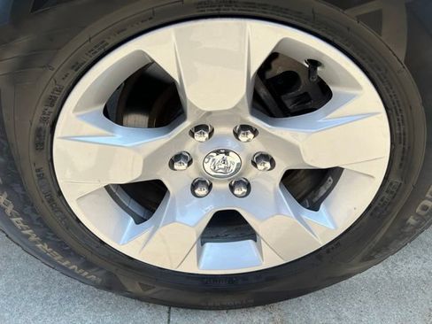 Used 2022 RAM 1500 Big Horn w/ Trailer Tow Group AWD/4WD image 9