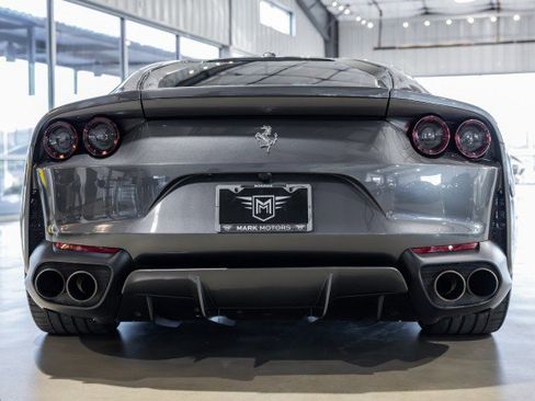 Used 2019 Ferrari 812 Superfast image 6