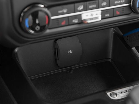 Used 2023 Ford Bronco Black Diamond AWD/4WD image 36