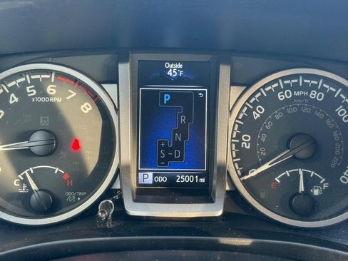 Used 2023 Toyota Tacoma SR5 image 24