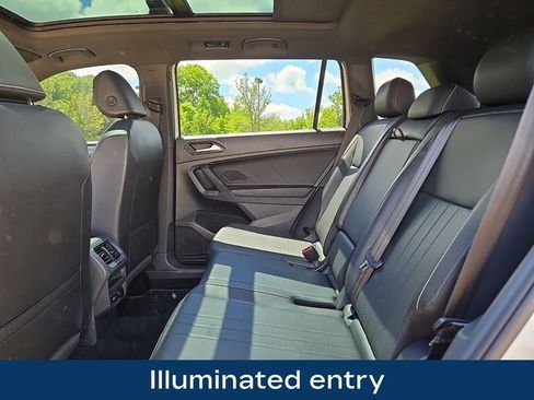 Used 2022 Volkswagen Tiguan SE R-Line AWD/4WD image 20