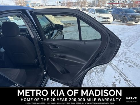 Used 2024 Chevrolet Equinox LT image 34
