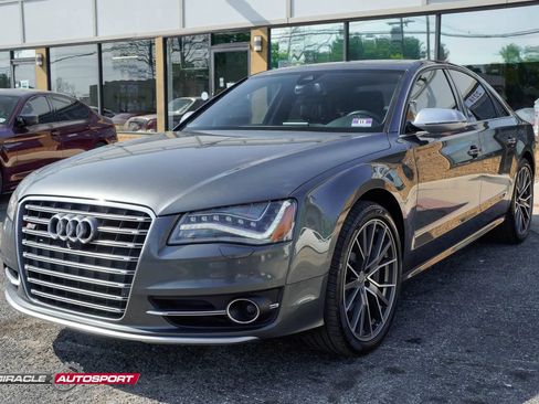 Used 2013 Audi S8 w/ Driver Assistance Pkg AWD/4WD image 3
