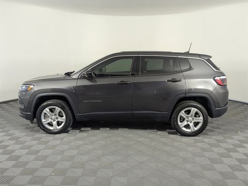 Used 2023 Jeep Compass Sport image 10