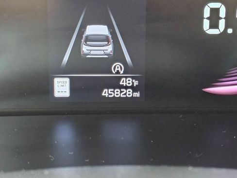 Used 2024 Kia Soul LX w/ Option Group 015 image 21