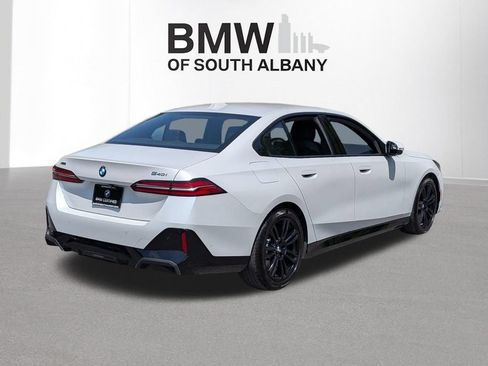 Used 2024 BMW 540i xDrive w/ M Sport Package AWD/4WD image 7