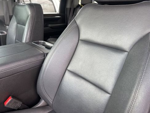 Used 2024 GMC Sierra 2500 SLT w/ SLT Premium Package image 4