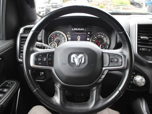 Used 2023 RAM 1500 Laramie AWD/4WD image 15