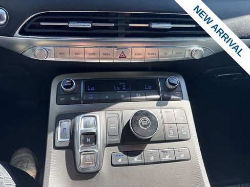 Used 2021 Hyundai Palisade Calligraphy image 27