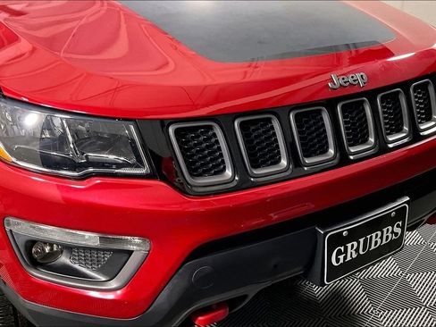 Used 2017 Jeep Compass Trailhawk w/ Navigation Group AWD/4WD image 35