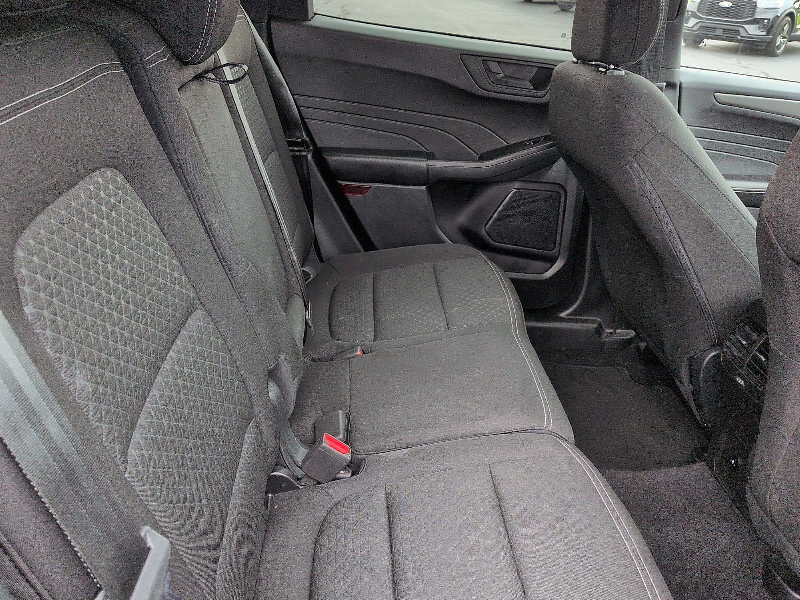 Used 2025 Ford Escape Active AWD/4WD image 11