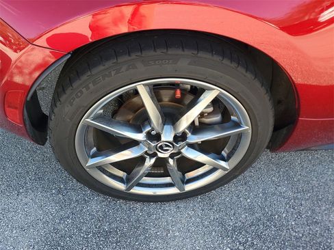 Used 2023 MAZDA MX-5 Miata Grand Touring image 9