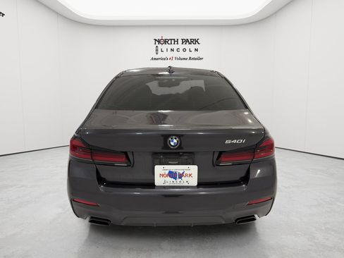 Used 2021 BMW 540i w/ M Sport Package RWD image 4