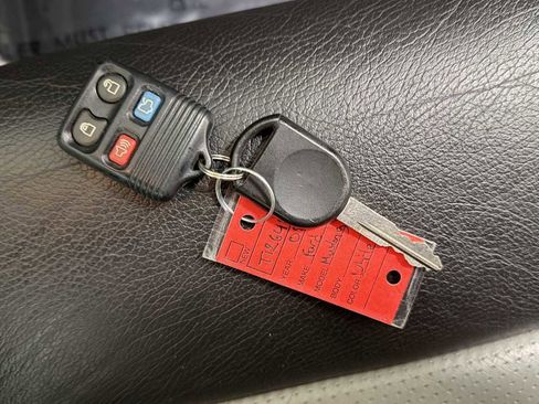 Used 2008 Ford Mustang GT Premium image 29