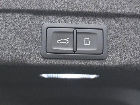 Used 2025 Audi S5 Prestige image 32