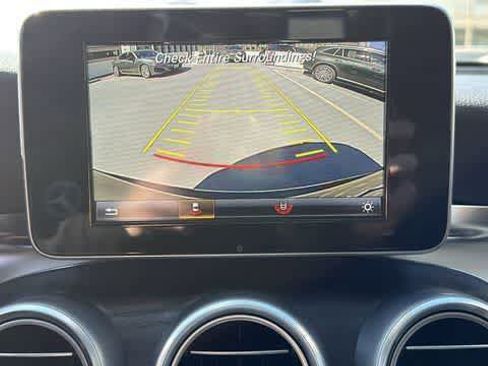 Used 2016 Mercedes-Benz GLC 300 4MATIC image 22