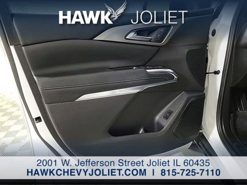 Used 2024 Chevrolet Traverse LT w/ Midnight/Sport Edition FWD image 21