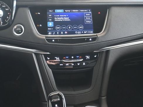 Used 2024 Cadillac XT5 Premium Luxury w/ LPO, Premium Carpet Package image 17