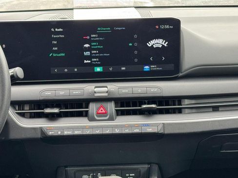 Used 2025 Kia K4 FWD image 13