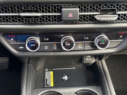 Certified 2024 Honda HR-V EX-L image 30