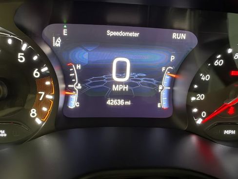 Used 2025 Jeep Compass Limited AWD/4WD image 19