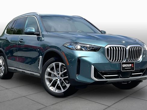 Used 2024 BMW X5 xDrive40i w/ Premium Package AWD/4WD image 2