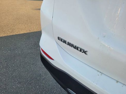 Used 2022 Chevrolet Equinox LT image 6