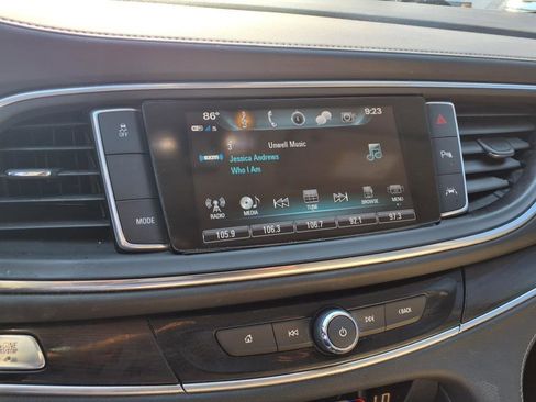 Used 2019 Buick Enclave Premium w/ Experience Buick Package image 15