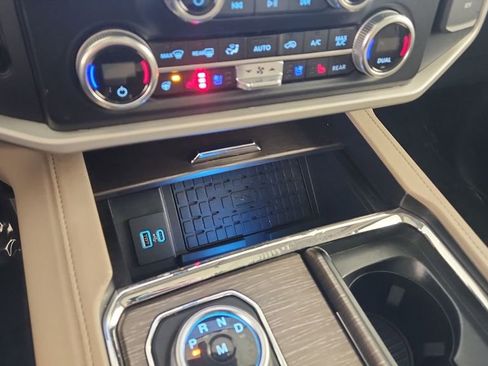 Certified 2023 Ford Expedition Limited AWD/4WD image 19