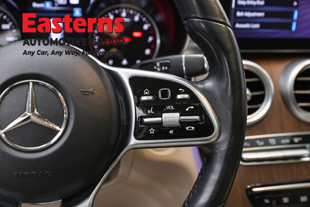 Used 2022 Mercedes-Benz GLC 300 4MATIC w/ Multimedia Package Lite image 18
