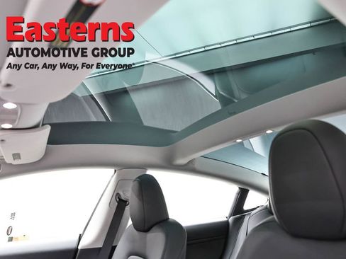 Used 2023 Tesla Model 3 Standard Range image 29