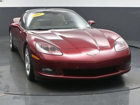 Used 2007 Chevrolet Corvette Coupe w/ Preferred Equipment Group RWD image 56