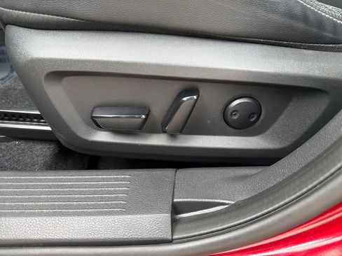 Used 2021 Nissan Rogue SL FWD image 16