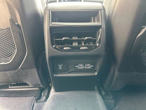 Certified 2023 Jeep Grand Cherokee Altitude AWD/4WD image 16