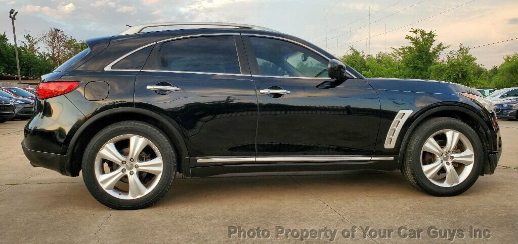 Used 2010 INFINITI FX35 AWD w/ Navigation Pkg image 11