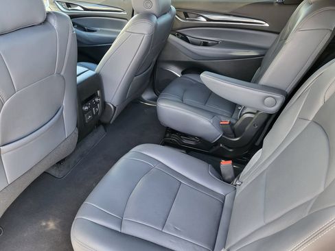Used 2024 Buick Enclave Premium AWD/4WD image 19