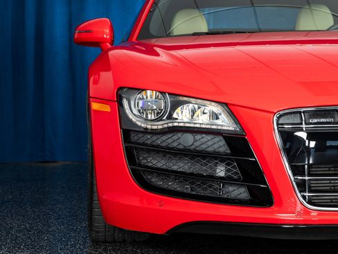 Used 2010 Audi R8 V10 image 9