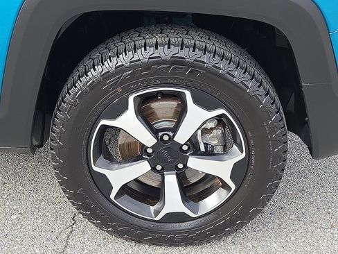 Used 2020 Jeep Renegade Trailhawk w/ Premium Leather Group image 7