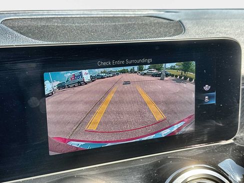 Used 2020 Mercedes-Benz GLB 250 image 28