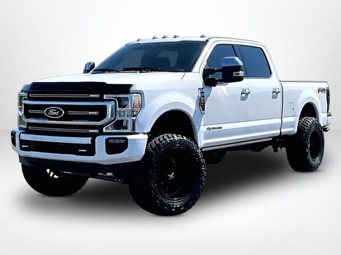 Used 2022 Ford F350 Platinum AWD/4WD image 3