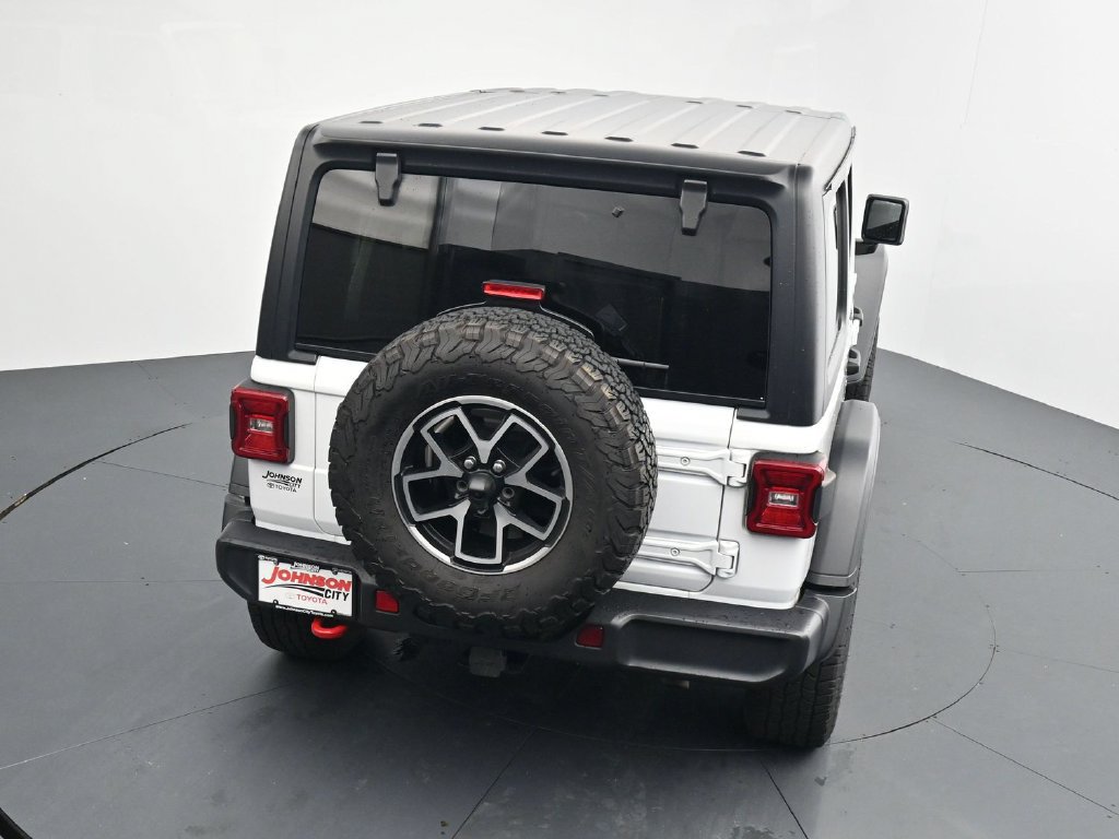 Used 2024 Jeep Wrangler Unlimited Rubicon AWD/4WD image 28