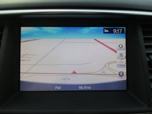 Used 2020 Nissan Armada SL w/ Premium Package image 22